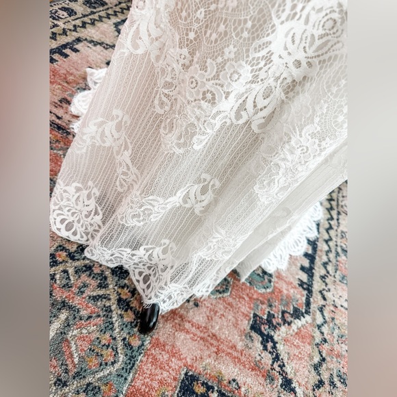 Brand new Allure #3160, new with tags, new wedding dress size 16, boho dress - Picture 7 of 14